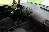 Ford Transit Courier vaihtoauto