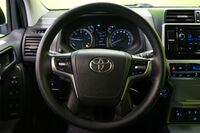 Toyota Land Cruiser vaihtoauto