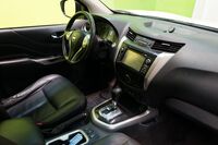 Nissan Navara vaihtoauto