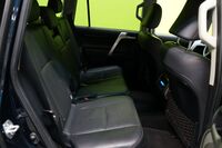 Toyota Land Cruiser vaihtoauto