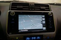 Toyota Land Cruiser vaihtoauto