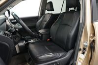 Toyota Land Cruiser vaihtoauto