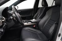 Lexus IS vaihtoauto