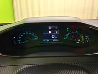 Peugeot e-2008 vaihtoauto