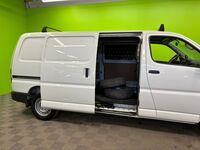 Toyota Hiace vaihtoauto