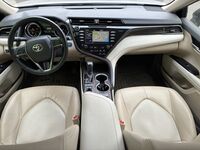 Toyota Camry vaihtoauto