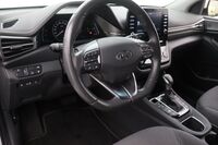 Hyundai IONIQ plug-in vaihtoauto