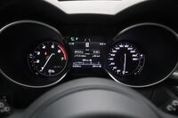 Alfa Romeo Stelvio vaihtoauto