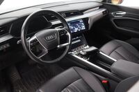Audi Q8 e-tron vaihtoauto