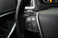 Volvo V40 Cross Country vaihtoauto