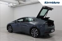 Toyota Prius Plug-in vaihtoauto