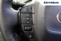 Toyota Prius Plug-in vaihtoauto