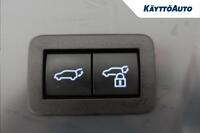 Toyota Prius Plug-in vaihtoauto