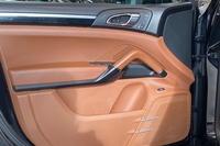 Porsche Cayenne vaihtoauto