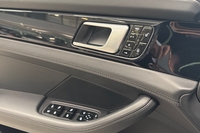 Porsche Panamera vaihtoauto