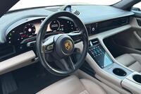 Porsche Taycan vaihtoauto