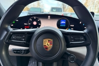 Porsche Taycan vaihtoauto