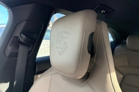 Porsche Taycan vaihtoauto