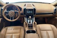 Porsche Cayenne vaihtoauto