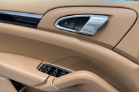 Porsche Cayenne vaihtoauto