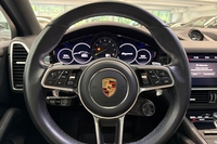 Porsche Cayenne vaihtoauto