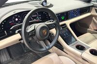Porsche Taycan vaihtoauto