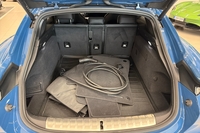 Porsche Taycan vaihtoauto