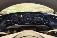 Porsche Taycan vaihtoauto