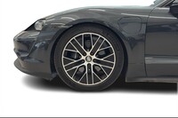 Porsche Taycan vaihtoauto