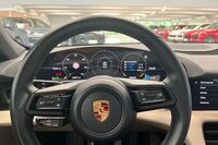 Porsche Taycan vaihtoauto