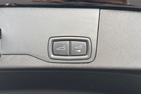 Porsche Taycan vaihtoauto