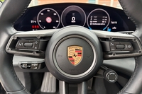 Porsche Taycan vaihtoauto