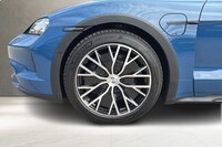 Porsche Taycan vaihtoauto