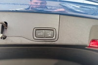 Porsche Taycan vaihtoauto