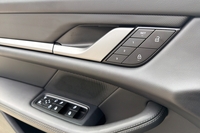 Porsche Taycan vaihtoauto