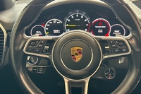 Porsche Cayenne vaihtoauto