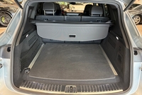 Porsche Cayenne vaihtoauto