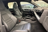 Porsche Cayenne vaihtoauto