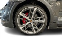 Porsche Taycan vaihtoauto