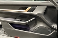 Porsche Taycan vaihtoauto