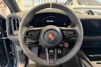 Porsche Cayenne vaihtoauto