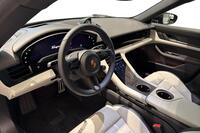 Porsche Taycan vaihtoauto