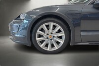 Porsche Taycan vaihtoauto