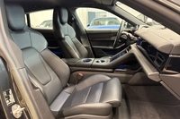 Porsche Taycan vaihtoauto