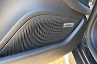 Porsche Taycan vaihtoauto