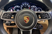 Porsche Cayenne vaihtoauto