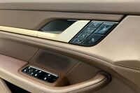 Porsche Taycan vaihtoauto