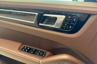 Porsche Cayenne vaihtoauto