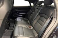 Porsche Taycan vaihtoauto