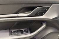 Porsche Taycan vaihtoauto